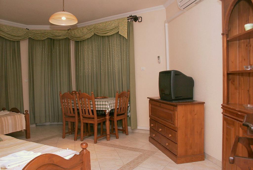 Margareta Apartmanhaz Appartement Hajdúszoboszló Kamer foto
