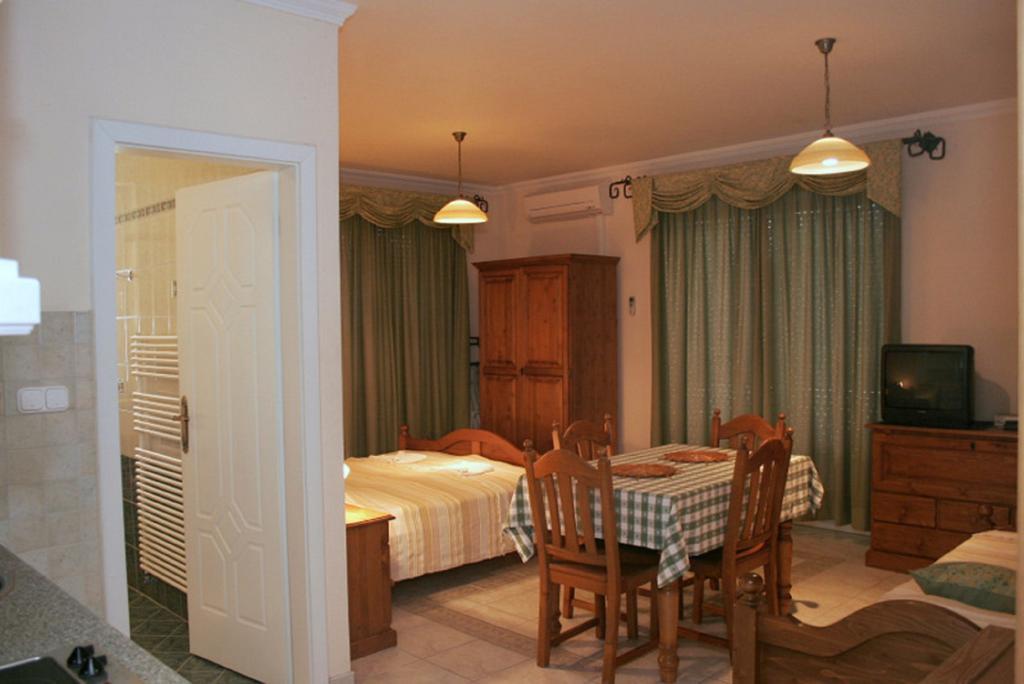 Margareta Apartmanhaz Appartement Hajdúszoboszló Kamer foto